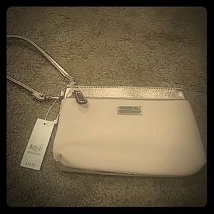 NY&Co wristlet